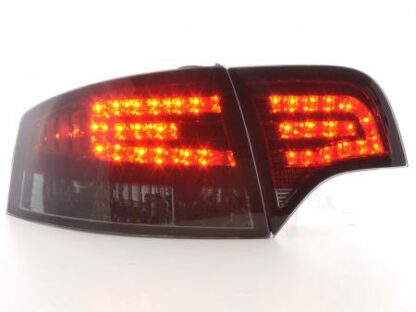 LED-takavalot Audi A4 saloon type 8E vm. 04-07 punainen/musta Takavalot 3