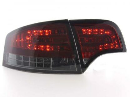 LED-takavalot Audi A4 saloon type 8E vm. 04-07 punainen/musta Takavalot 2