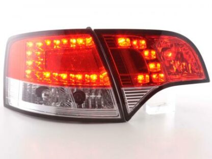 LED-takavalot Audi A4 Avant type 8E vm. 04-08 punainen/kirkas Takavalot 3