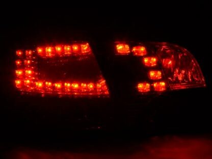 LED-takavalot Audi A4 Avant type 8E vm. 04-08 punainen/musta Takavalot 4