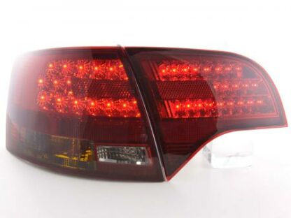LED-takavalot Audi A4 B7 8E Avant vm. 04-08 punainen/musta Takavalot 2