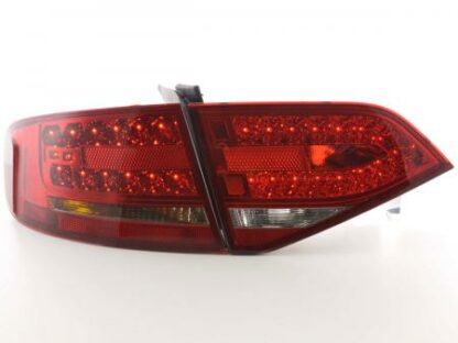 LED-takavalot Audi A4 B8 8K saloon vm. 07- punainen/musta Takavalot 2