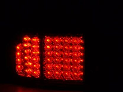 LED-takavalot Audi A4 saloon type 8E vm. 01-04 musta/punainen Takavalot 4