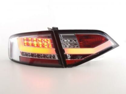 LED-takavalot Audi A4 B8 8K saloon vm. 07-11 kromi Takavalot 2
