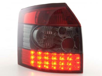 LED-takavalot Audi A4 Avant type 8E vm. 01-04 musta/punainen Takavalot 3