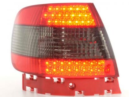 LED-takavalot Audi A4 saloon type B5 vm. 95-00 musta/punainen Takavalot 3