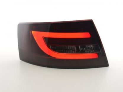 LED-takavalot Audi A6 saloon (4F) vm. 04-08 punainen/musta Takavalot