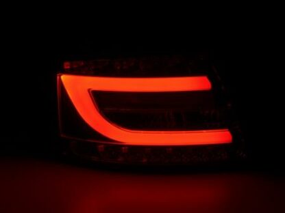 LED-takavalot Audi A6 Limo (4F) vm. 04-08 punainen/musta Takavalot 3