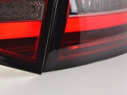 LED-takavalot Audi A6 4F saloon vm. 08-11 punainen/smoke dynaamisella vilkulla Takavalot 3