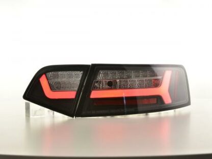 LED-takavalot Audi A6 4F saloon vm. 08-11 musta dynaamisella vilkulla Takavalot