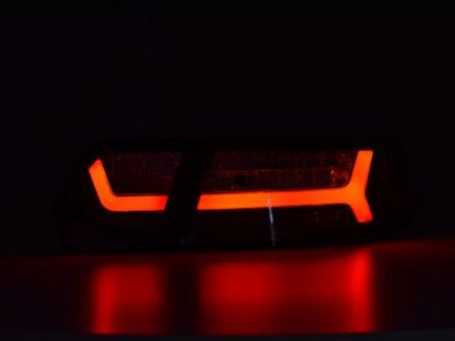 LED-takavalot Audi A6 4F saloon vm. 08-11 musta dynaamisella vilkulla Takavalot 2
