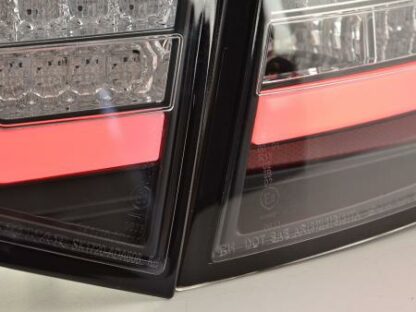 LED-takavalot Audi A6 4F saloon vm. 08-11 musta dynaamisella vilkulla Takavalot 3