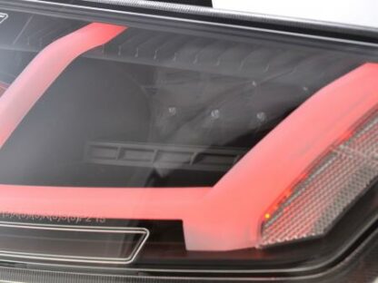 LED-takavalot Audi TT 8J vm. 06-14 musta dynaamisella vilkulla Takavalot 4