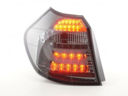 LED-takavalot BMW serie 1 E87/E81 3/5-Dr. vm. 04-06 musta Takavalot 2