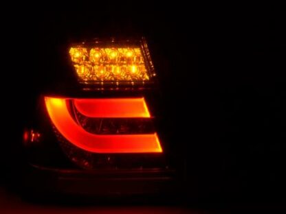 LED-takavalot BMW serie 3 E46 saloon vm. 02-05 punainen/musta Takavalot 4