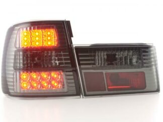 LED-takavalot BMW serie 5 type E34 vm. 88-94 musta Takavalot