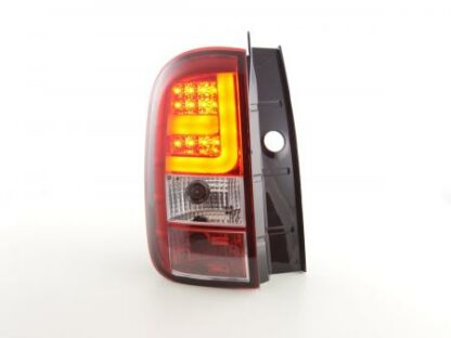 LED-takavalot Dacia Duster vm. 10- punainen/kirkas Takavalot 2