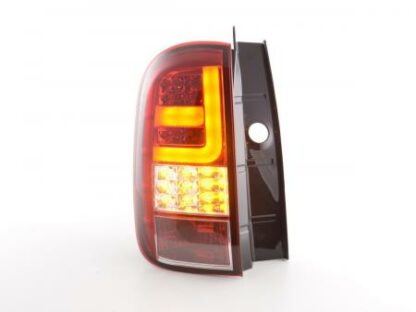 LED-takavalot Dacia Duster vm. 10- punainen/kirkas Takavalot 3