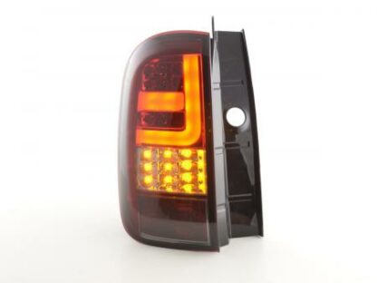 LED-takavalot Dacia Duster vm. 10- punainen/musta Takavalot 3