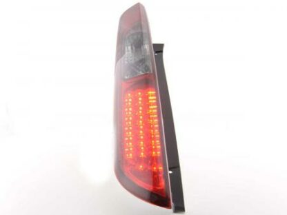 LED-takavalot Ford Focus 2 5-dr vm. 04-08 punainen/musta Takavalot