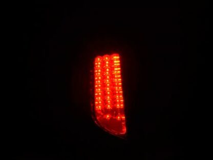 LED-takavalot Ford Focus 2 5-dr vm. 04-08 punainen/musta Takavalot 3