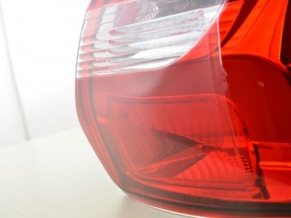 LED-takavalot Ford Focus 3 vm. 10-14 punainen/kirkas dynaamisella vilkulla Takavalot 4