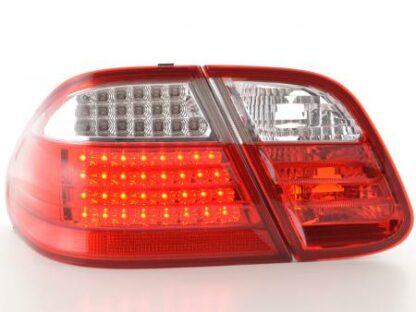 LED-takavalot Mercedes CLK type 208 vm. 97-03 kirkas/punainen Takavalot