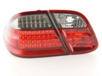 LED-takavalot Mercedes CLK type 208 vm. 97-03 musta/punainen Takavalot 2