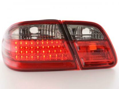 LED-takavalot Mercedes E-Class type W210 vm. 95-98 punainen/musta Takavalot 2