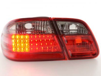 LED-takavalot Mercedes E-Class type W210 vm. 95-98 punainen/musta Takavalot 3
