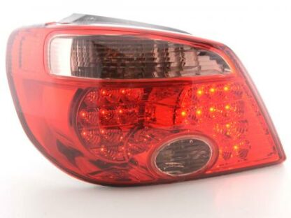 LED-takavalot Mitsubishi Outlander type CU0W vm. 05-06 punainen Takavalot 3