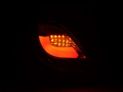 LED-takavalot Opel Corsa D 3-Dr. vm. 06-10 punainen/musta Takavalot 4