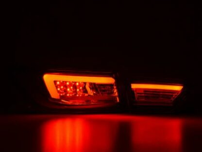 LED-takavalot Renault Clio 4 (X98) vm. ab 2012 punainen/kirkas Takavalot 4