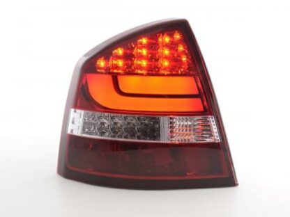 LED-takavalot Skoda Octavia 1Z saloon vm. 05-12 punainen/kirkas Takavalot 2