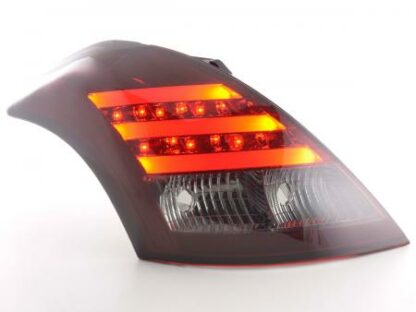 LED-takavalot Suzuki Swift vm. 2011- punainen/musta Takavalot 3