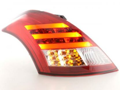 LED-takavalot Suzuki Swift vm. 2011- punainen/kirkas Takavalot 4