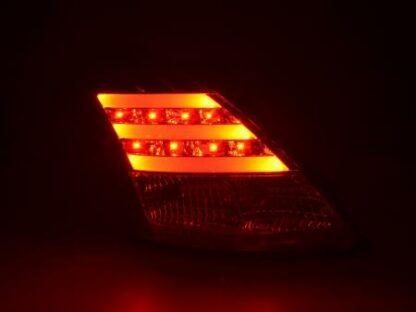 LED-takavalot Suzuki Swift Sport vm. 2011-2013 punainen/kirkas Takavalot 4