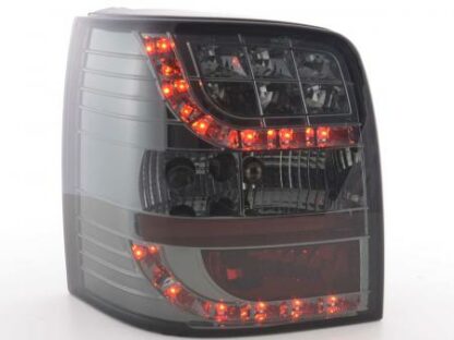 LED-takavalot VW Passat 3BG Variant vm. 01-02 musta Takavalot
