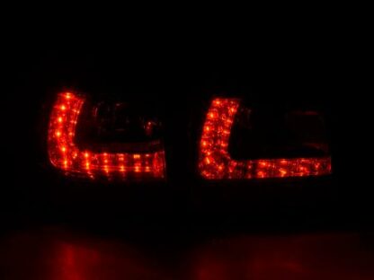 LED-takavalot VW Touareg type 7L vm. 03-09 punainen/kirkas Takavalot 4