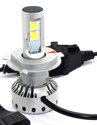 LED-polttimosarja ajovaloihin-H4 LED-polttimot, -nauhat ja kannat