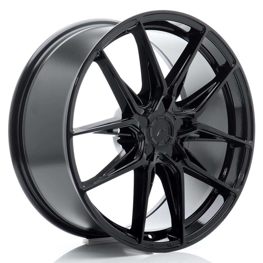 Japan Racing JR44 -vanteet – 19″x8,5″ – 5×112 – ET45 – Black Japan Racing JR44 -vanteet - 19"x8,5" - 5x112 - ET45 - Black