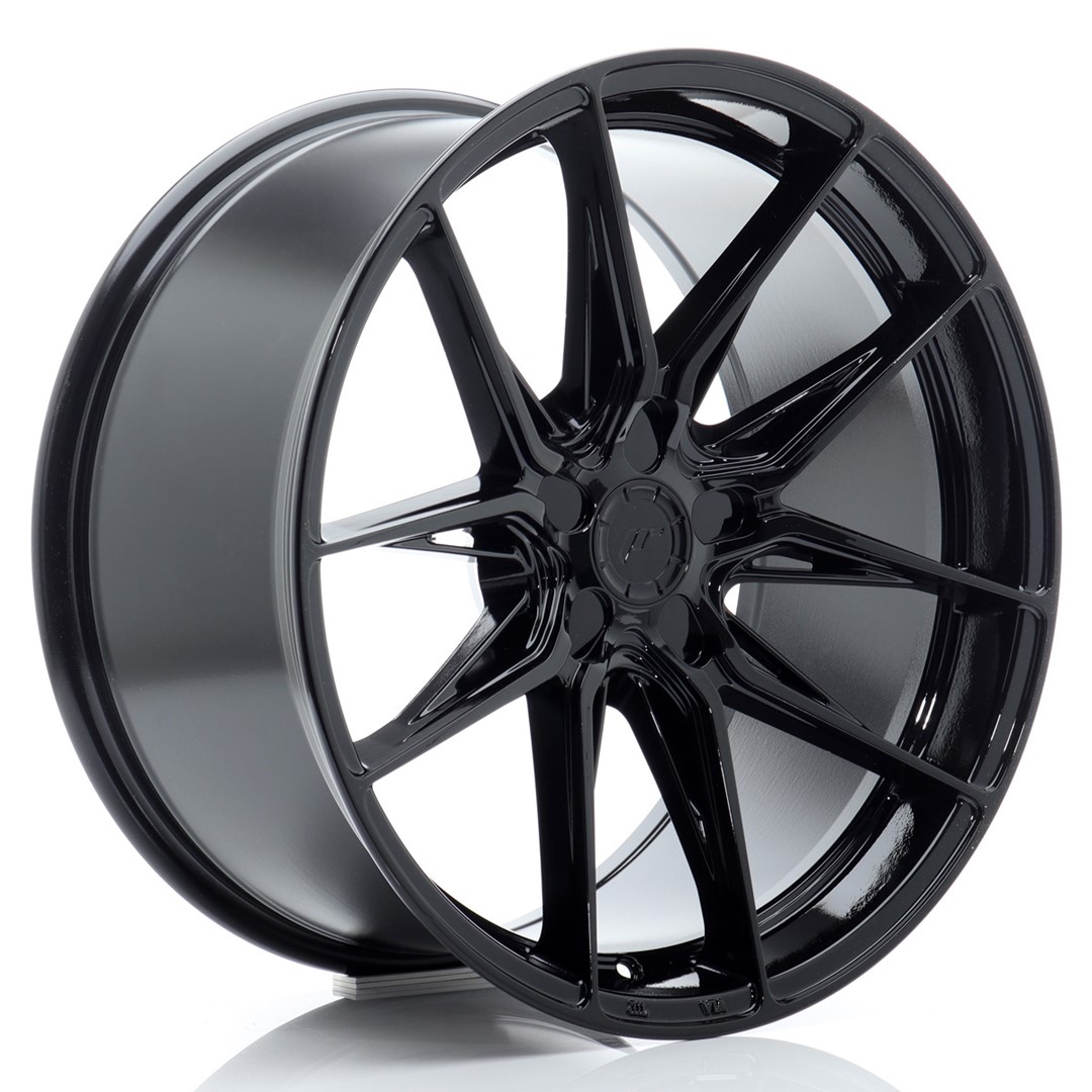Japan Racing JR44 -vanteet – 19″x9,5″ – 5×112 – ET30 – Black Japan Racing JR44 -vanteet - 19"x9,5" - 5x112 - ET30 - Black