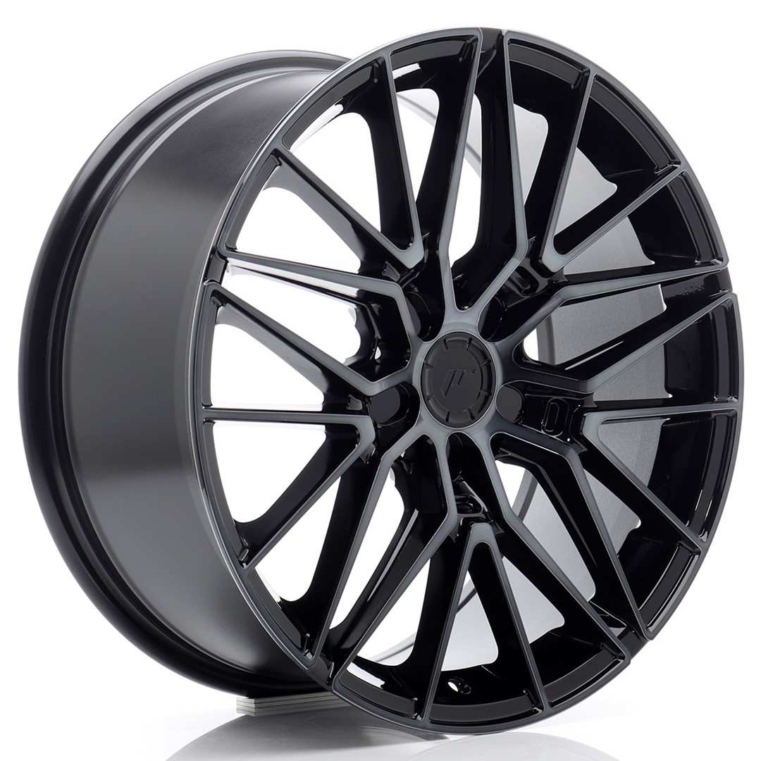Japan Racing JR38 -vanteet – 18×8 – Custom – Black Japan Racing JR38 -vanteet - 18x8 - Custom - Black