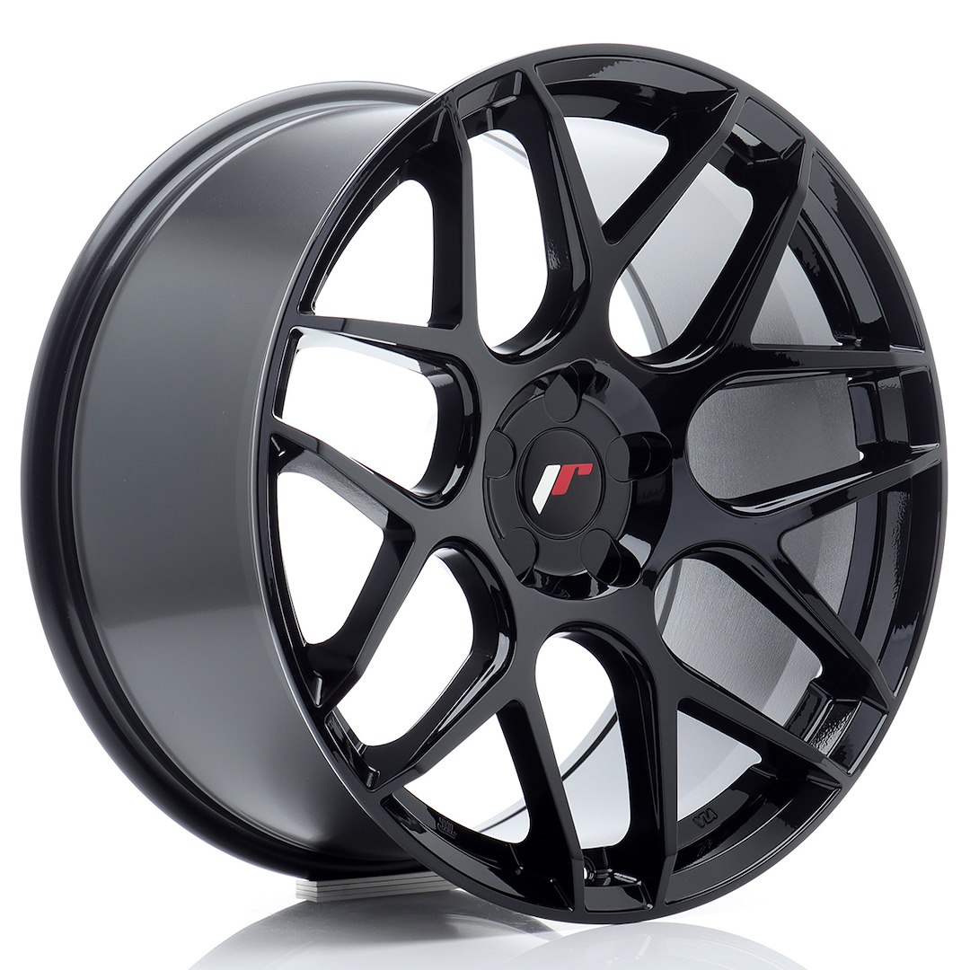 Japan Racing JR18 -vanteet – 19×9,5 – Custom – Black Japan Racing JR18 -vanteet - 19x9,5 - Custom - Black