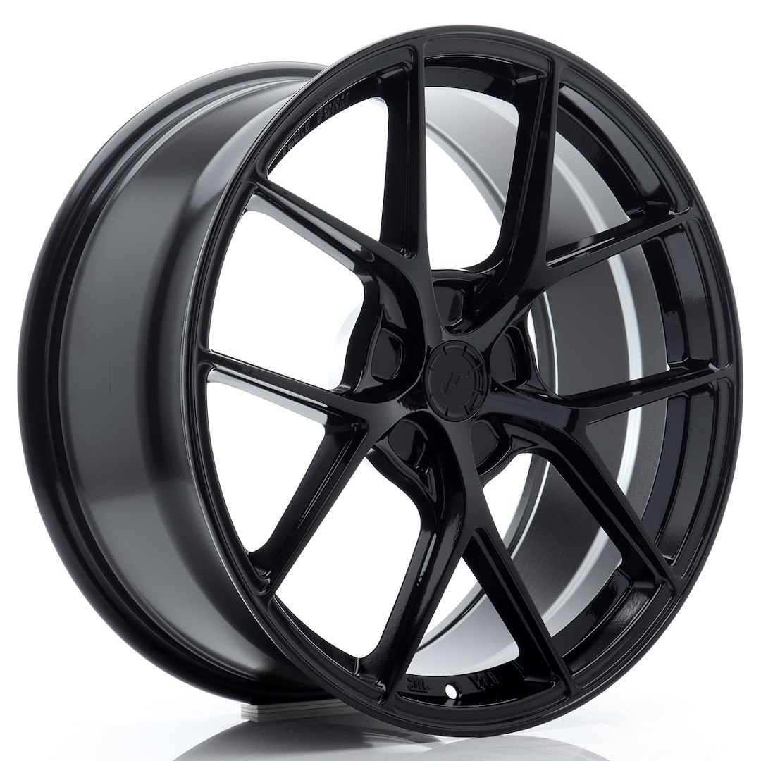 Japan Racing SL-01 Superlight -vanteet – 19×9 – 5×120 – ET44 – Black Japan Racing SL-01 Superlight -vanteet - 19x9 - 5x120 - ET44 - Black