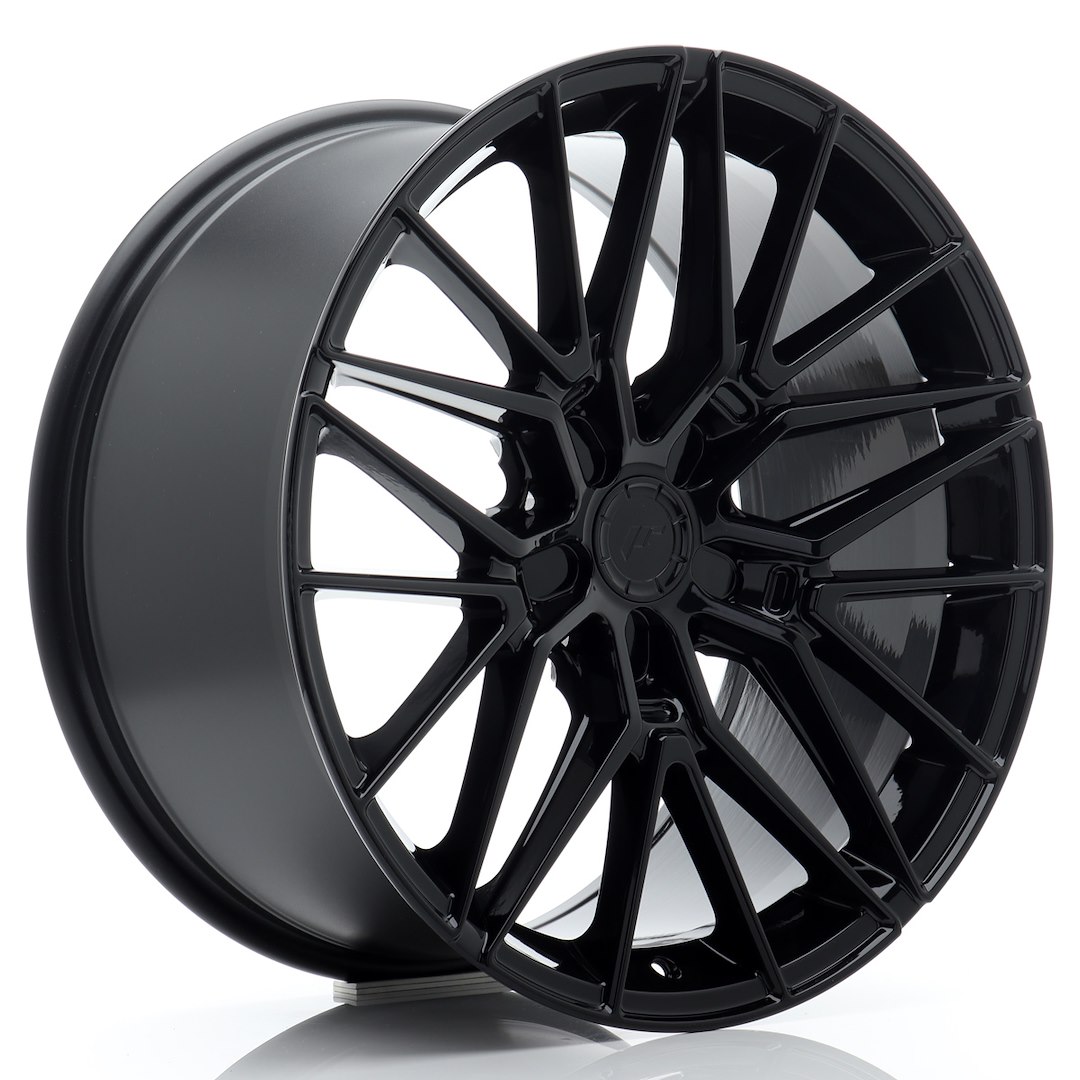 Japan Racing JR38 -vanteet – 19″x9,5″ – 5×120 – ET35 – Black Japan Racing JR38 -vanteet - 19"x9,5" - 5x120 - ET35 - Black